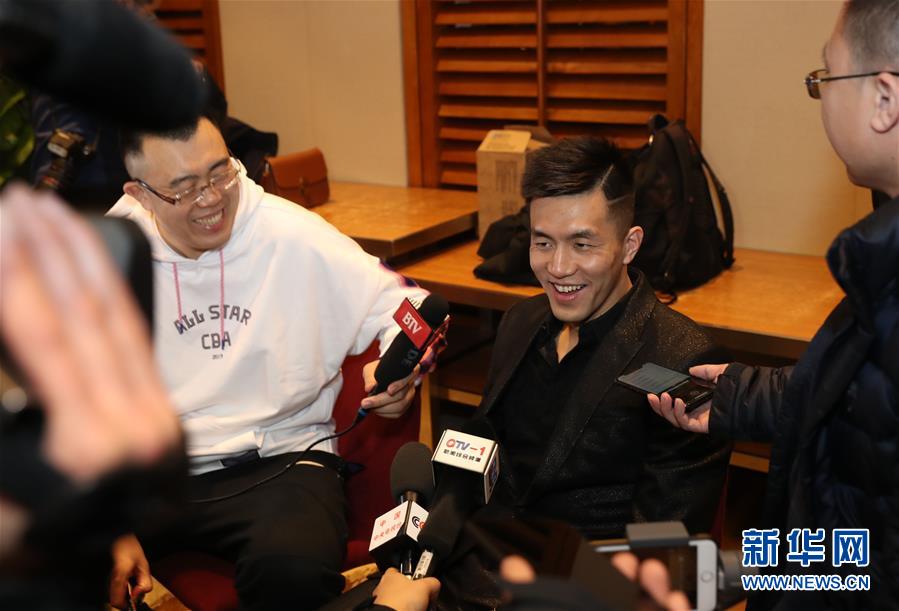 期待顶尖球