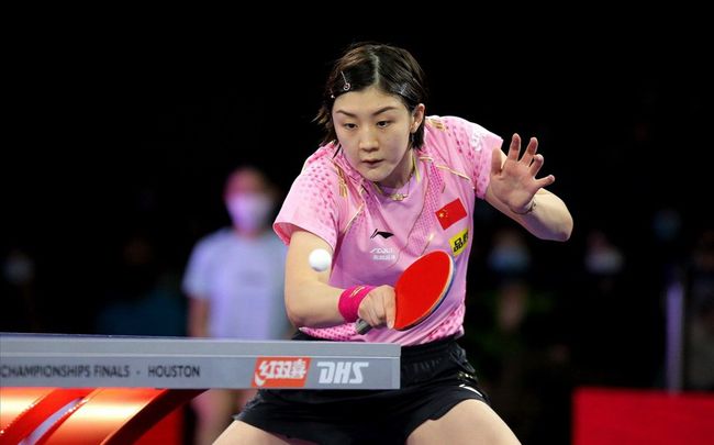 脱了此前的 脱了此前的