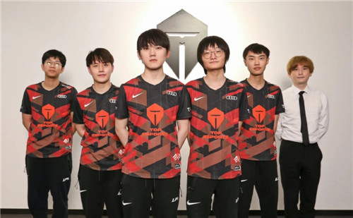 强调对球员 强调对球员