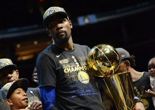 从低谷到崛 从低谷到崛